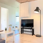 Five-bedroom House Located In Apartman