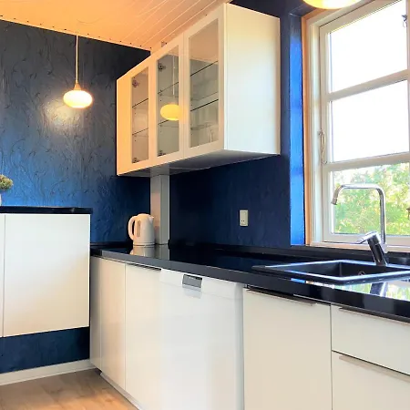 Five-bedroom House Located In Lägenhet *